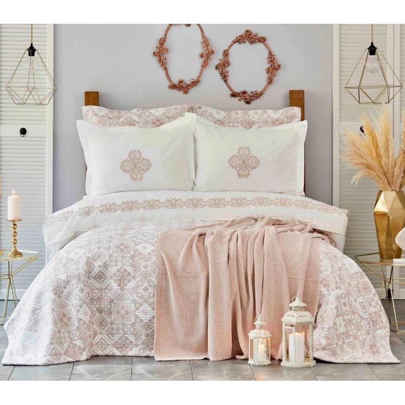 Набор постельное белье с покрывалом + плед Karaca Home Privat - Celine pudra пудра евро (10)